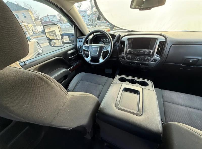 GMC Sierra 1500 SLE Crew Cab Short Box 4WD 2015