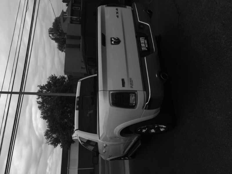 RAM 1500 Laramie Quad Cab 4WD 2013