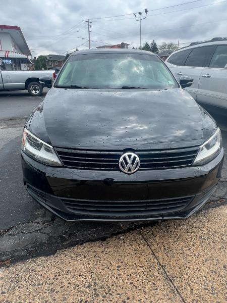 Volkswagen JETTA SE  2012