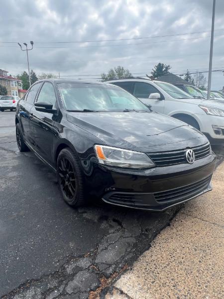 Volkswagen JETTA SE  2012