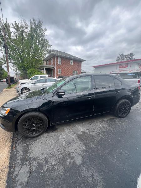 Volkswagen JETTA SE  2012