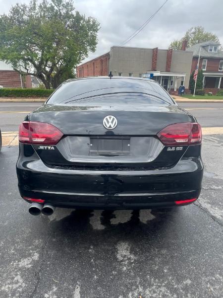 Volkswagen JETTA SE  2012