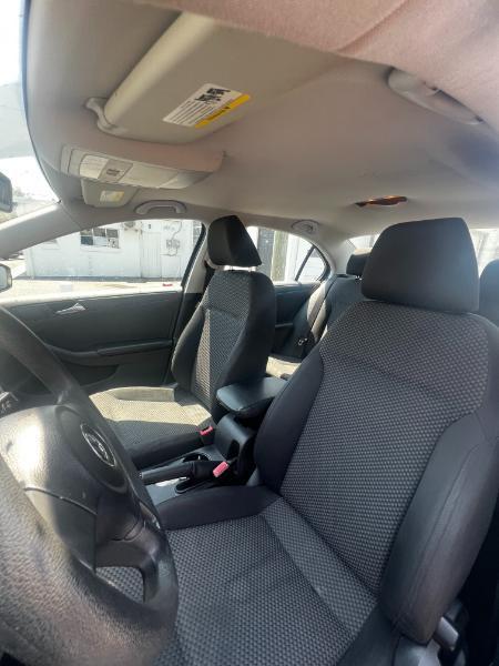Volkswagen Jetta S 2014