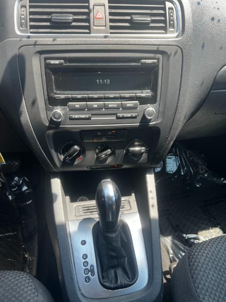 Volkswagen Jetta S 2014