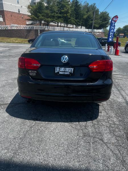 Volkswagen Jetta S 2014