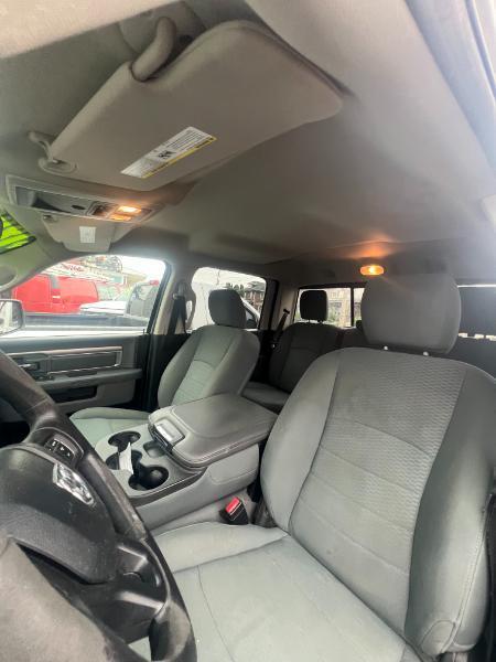 RAM 1500 SLT Crew Cab SWB 4WD 2017
