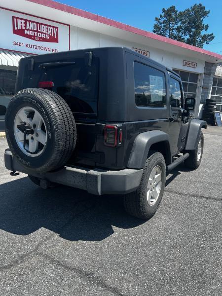 Jeep Wrangler Sport 4WD 2010