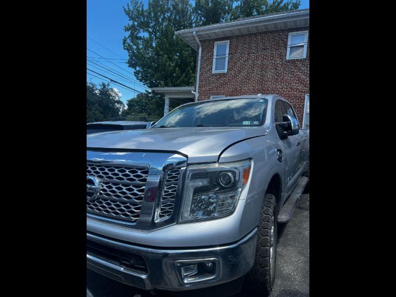 2016 Nissan Titan XD SL Diesel Crew Cab 4x4 SWB's photo