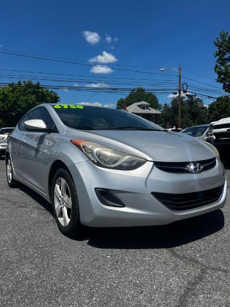 Hyundai Elantra GLS M/T 2013
