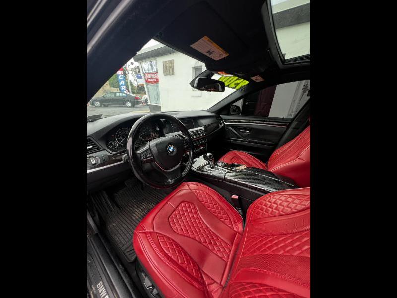 BMW 5-Series 550i 2012