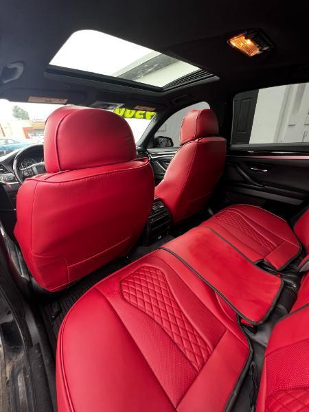 BMW 5-Series 550i 2012