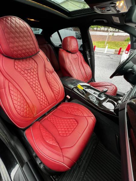 BMW 5-Series 550i 2012