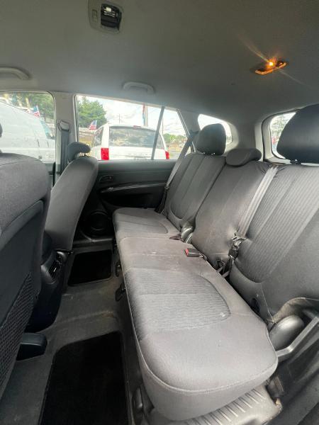 Kia Rondo Base 2009