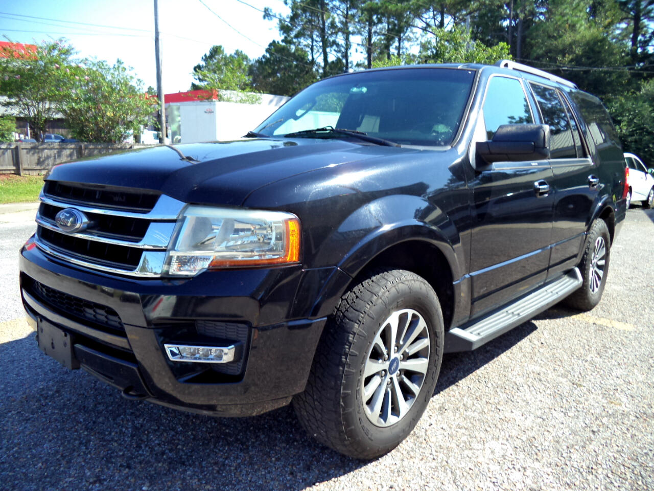 Ford Expedition 4WD 4dr XLT 2016