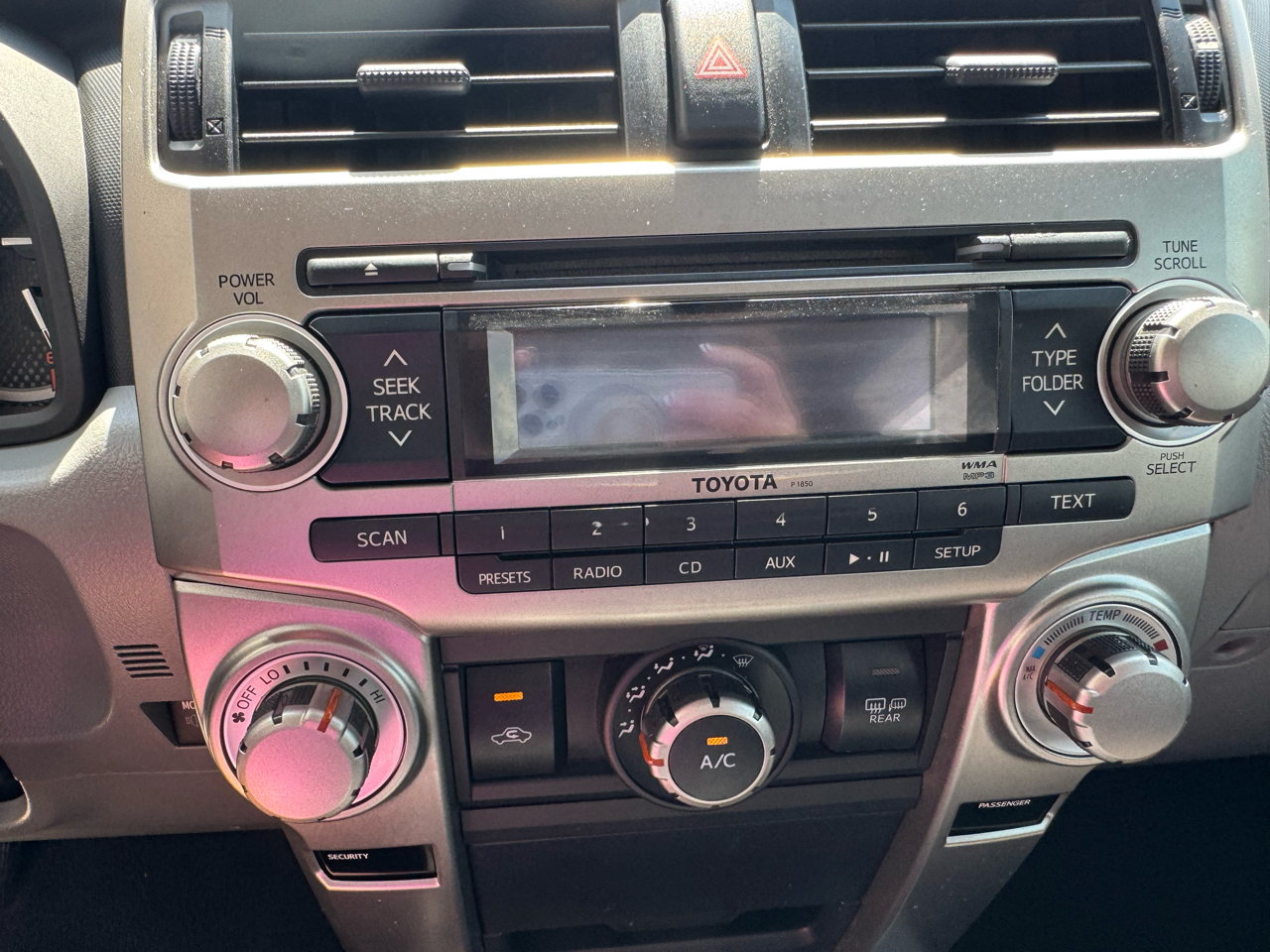 Toyota 4Runner  2013 Toyota 4Runner  2013