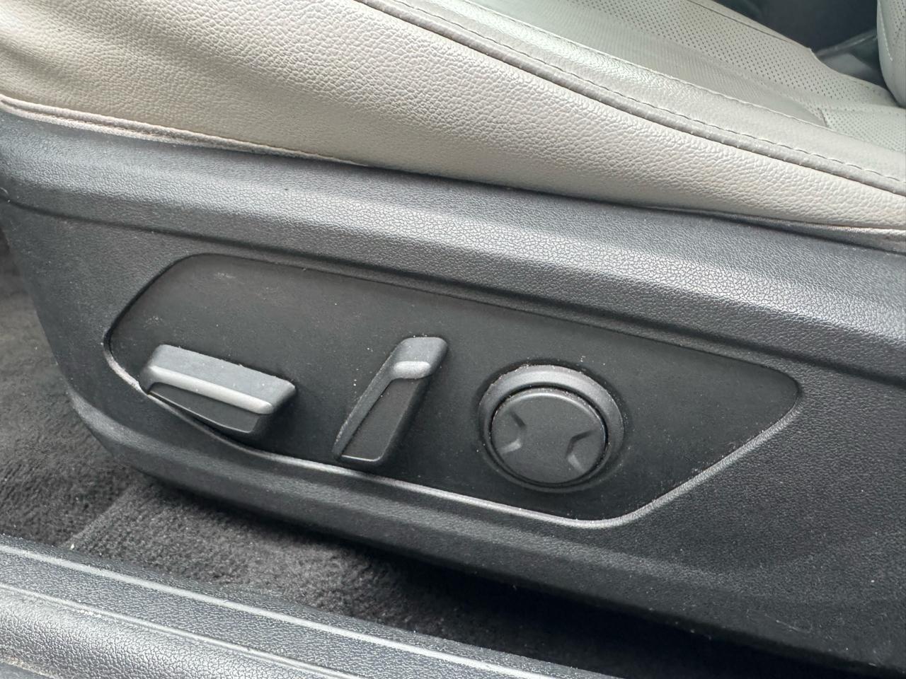 Hyundai Elantra  2022