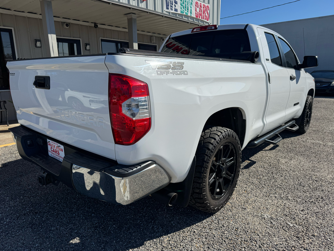 Toyota Tundra  2018