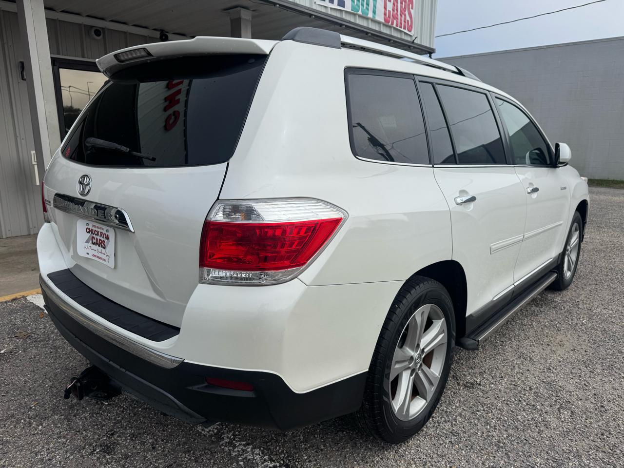 Toyota Highlander  2013