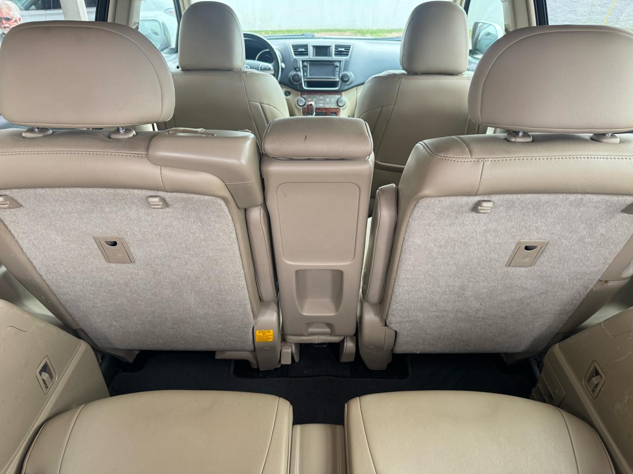 Toyota Highlander  2013