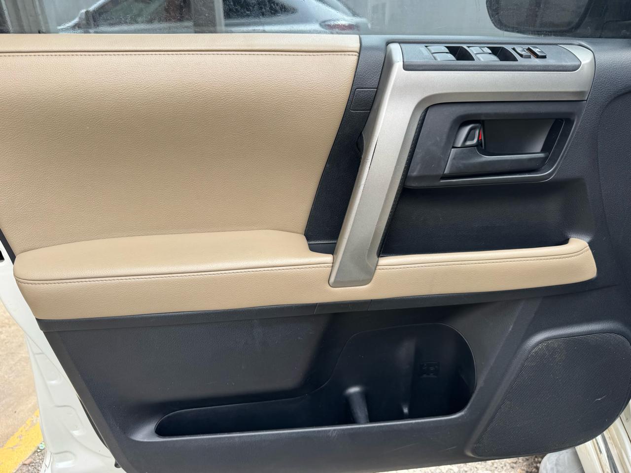 Toyota 4Runner  2010