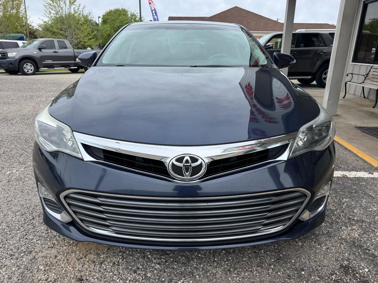 Toyota Avalon  2014