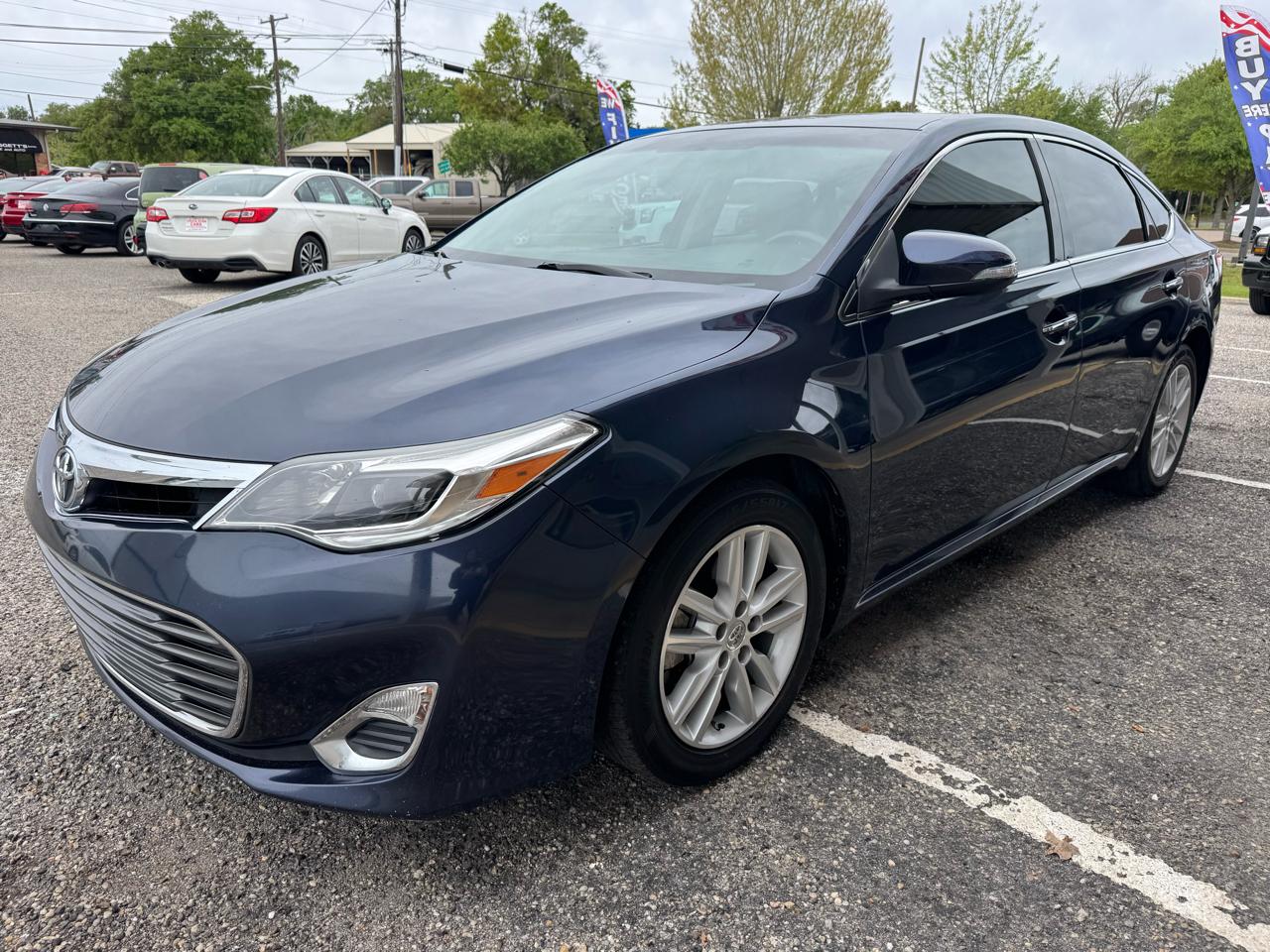 Toyota Avalon  2014
