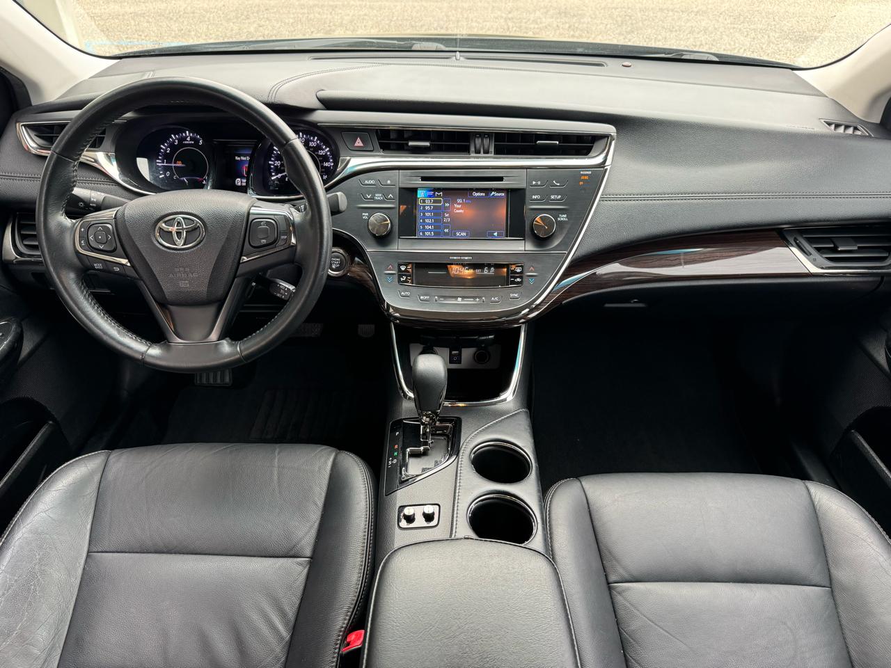 Toyota Avalon  2014