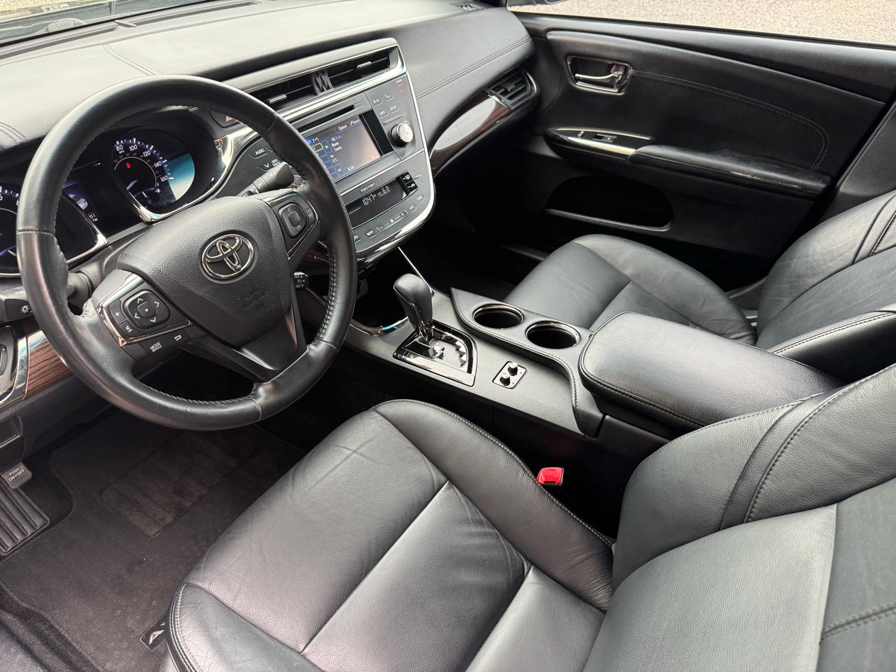 Toyota Avalon  2014