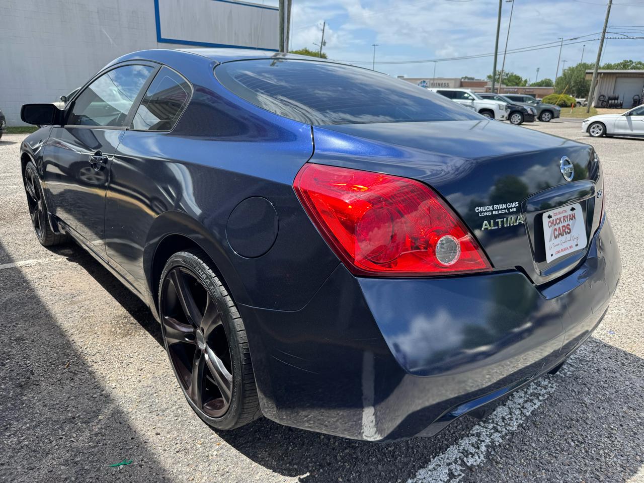 Nissan Altima  2010