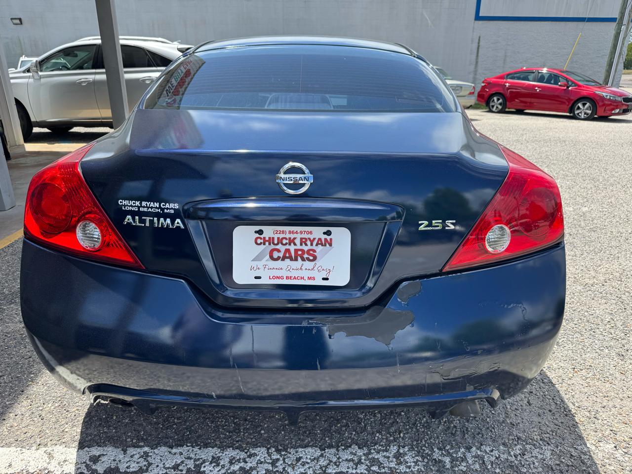 Nissan Altima  2010