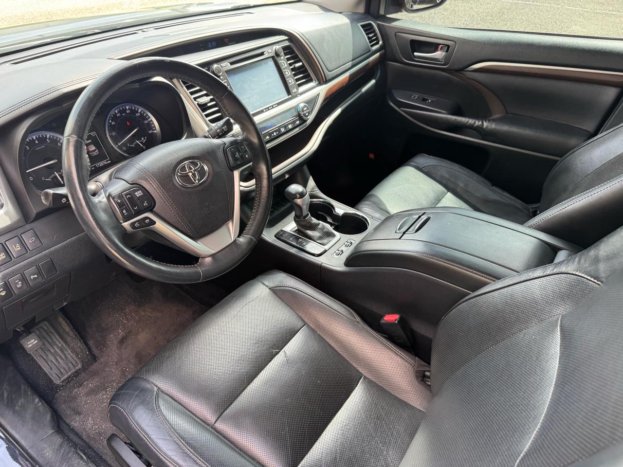 Toyota Highlander  2016