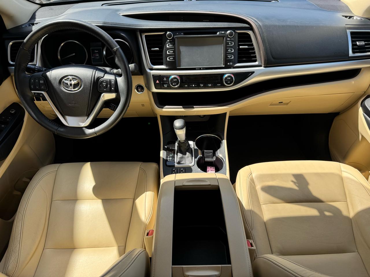 Toyota Highlander  2015