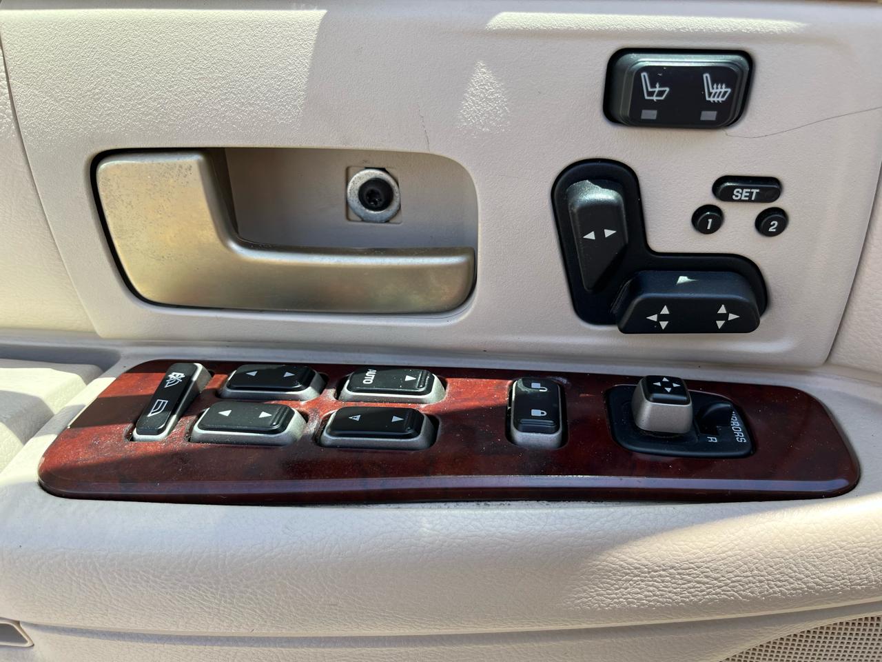 Lincoln Town Car  2004