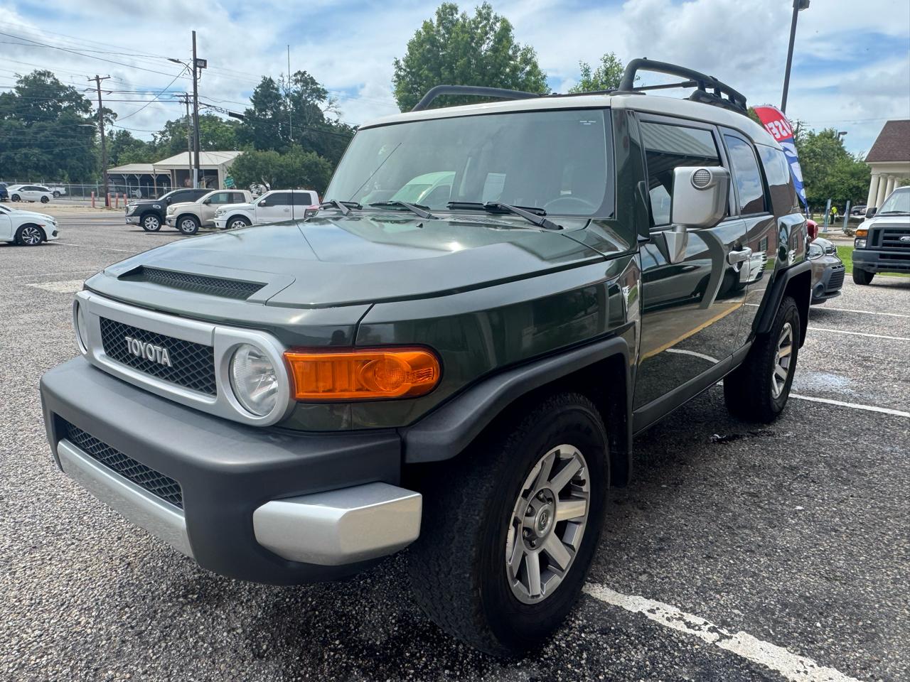 Toyota FJ Cruiser  2014
