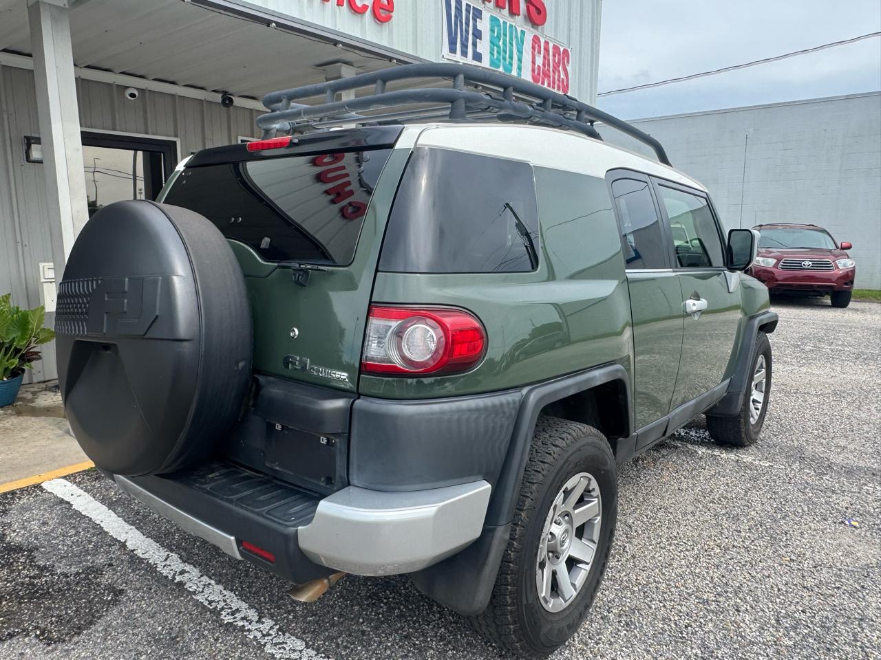 Toyota FJ Cruiser  2014
