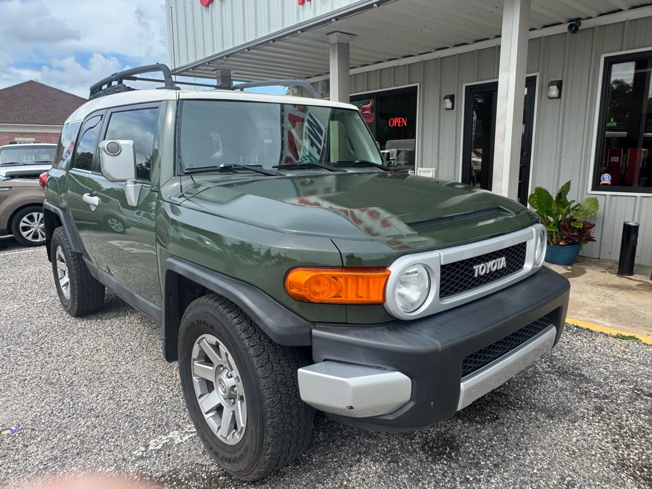 Toyota FJ Cruiser  2014