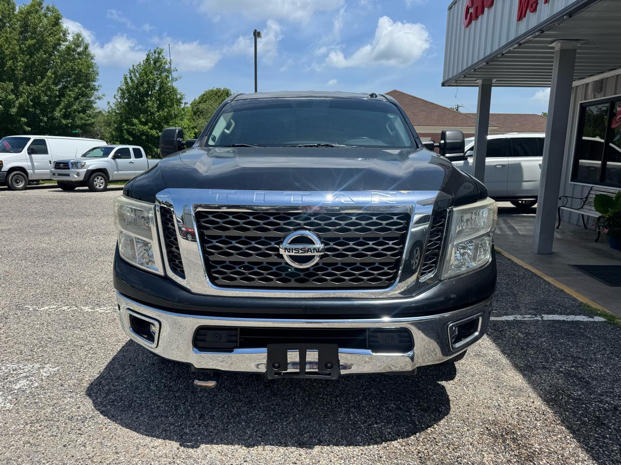 Nissan Titan XD  2017