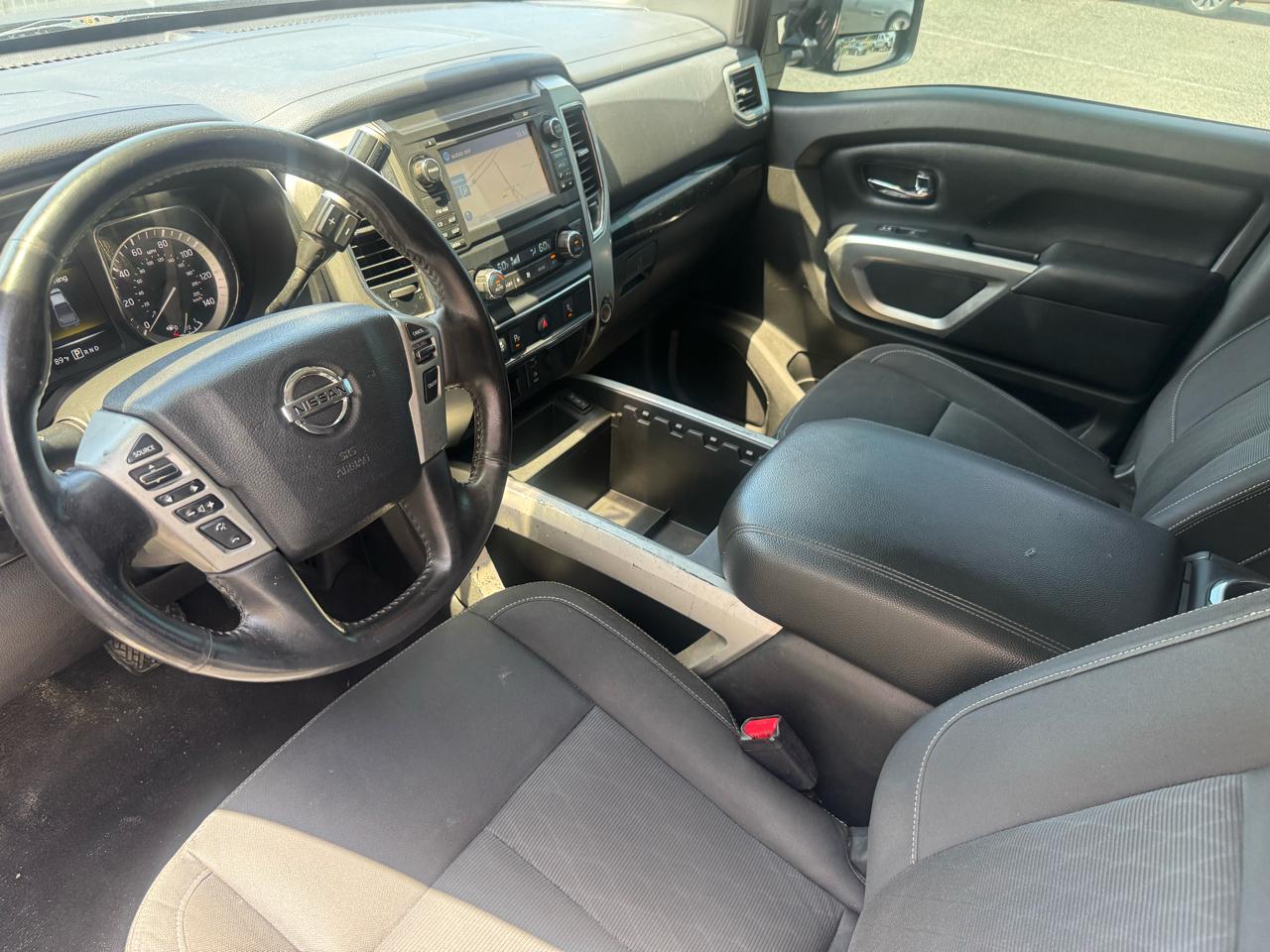 Nissan Titan XD  2017