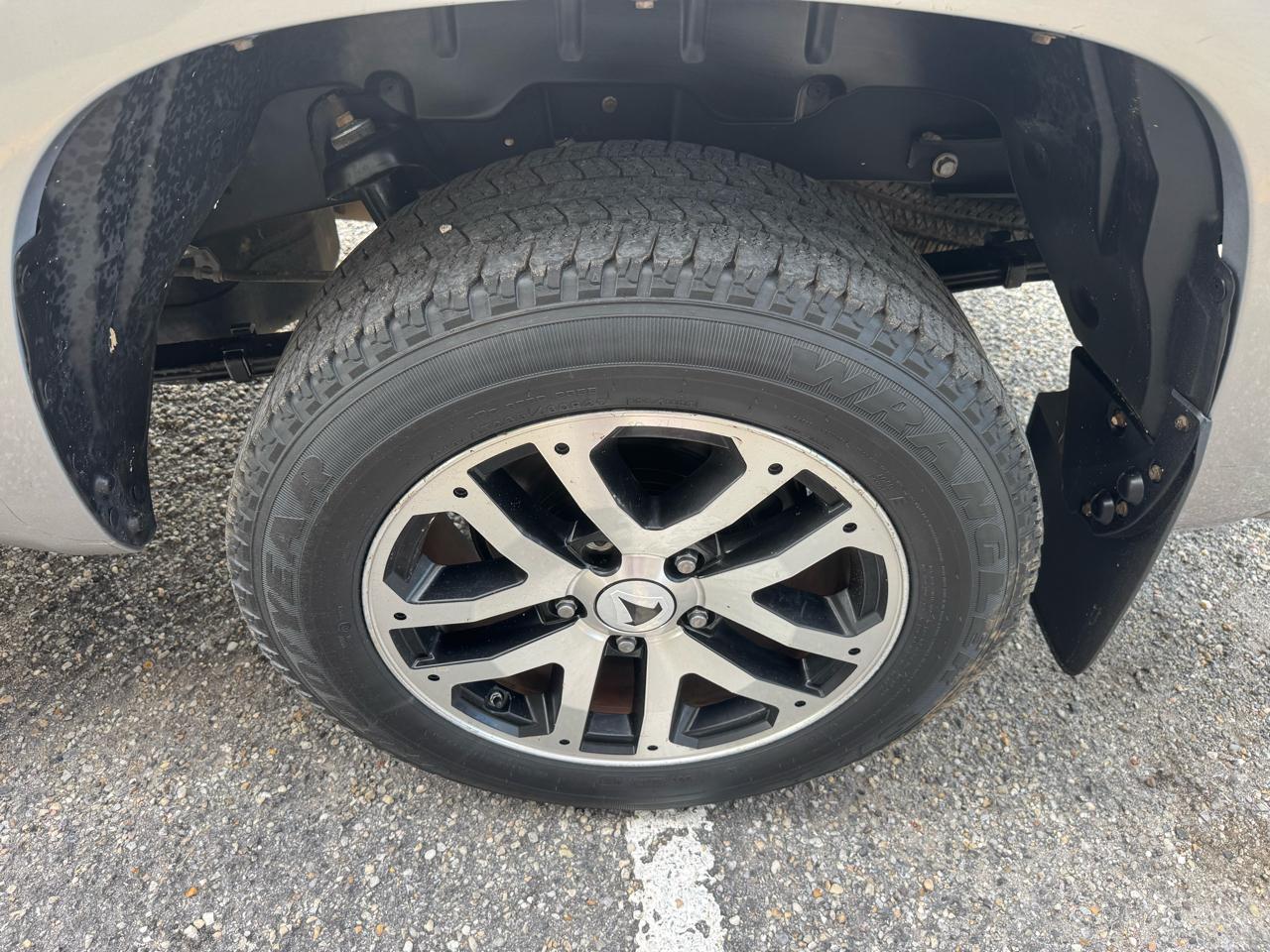 Toyota Tundra  2017