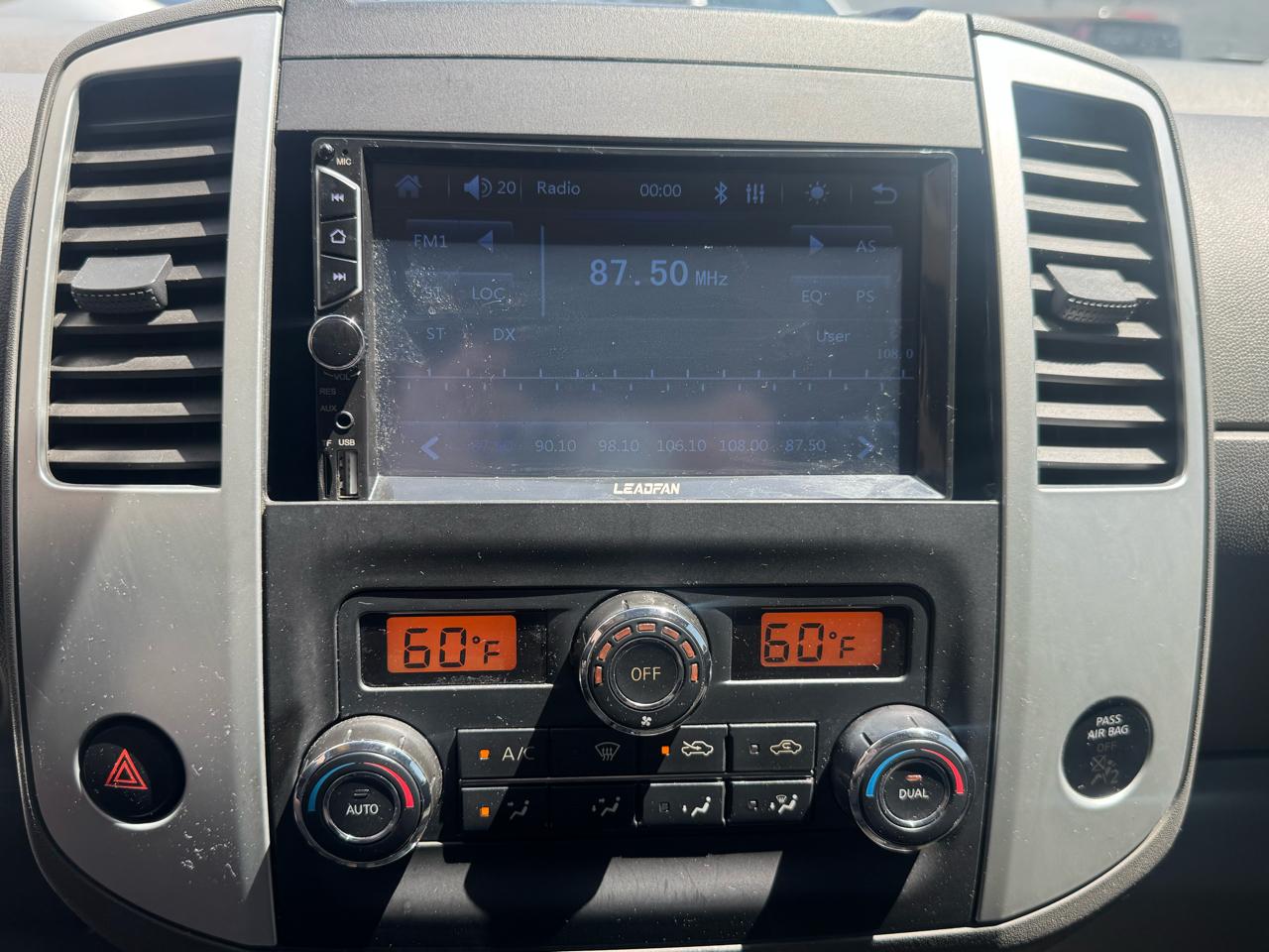 Nissan Frontier  2014