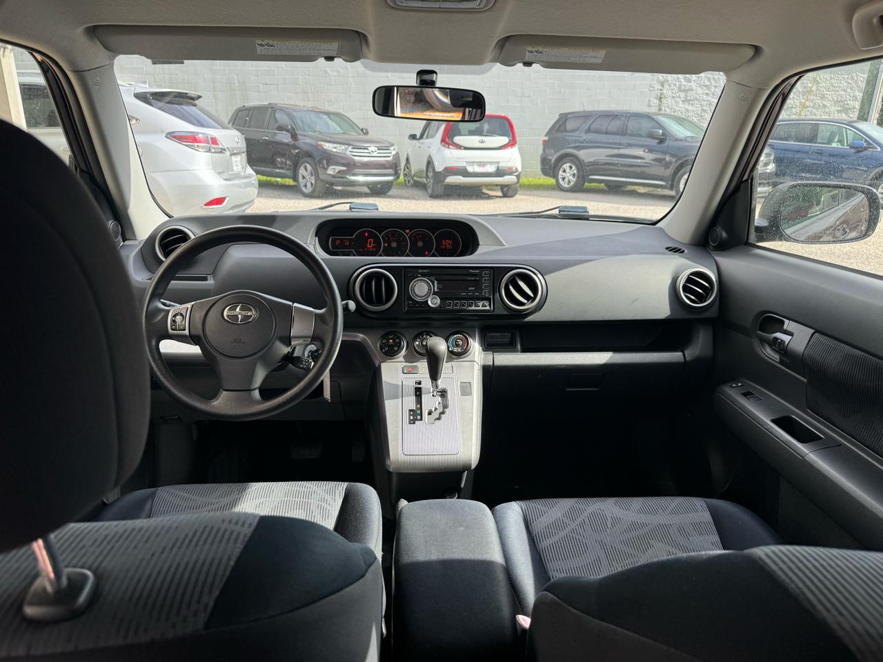 Scion xB  2011