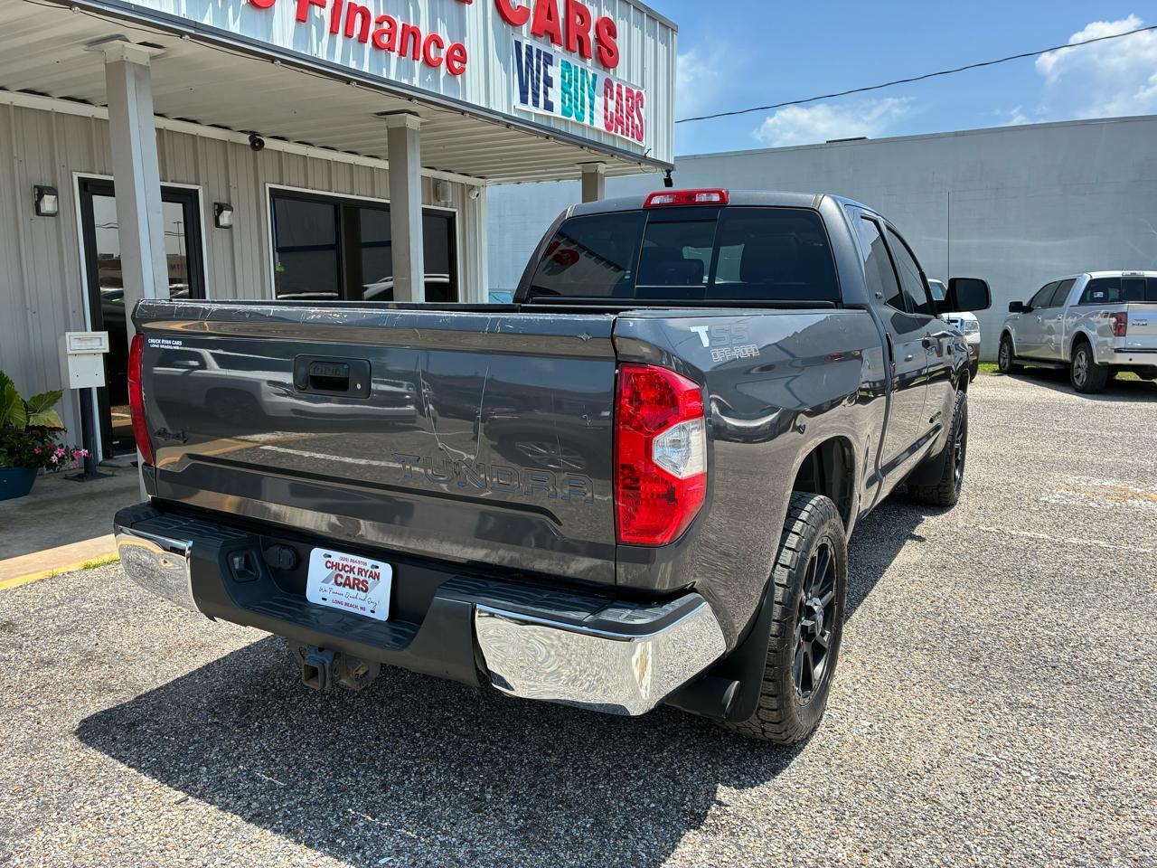 Toyota Tundra  2018