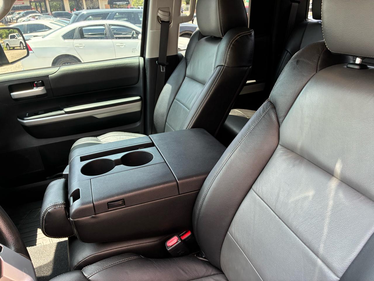 Toyota Tundra  2018
