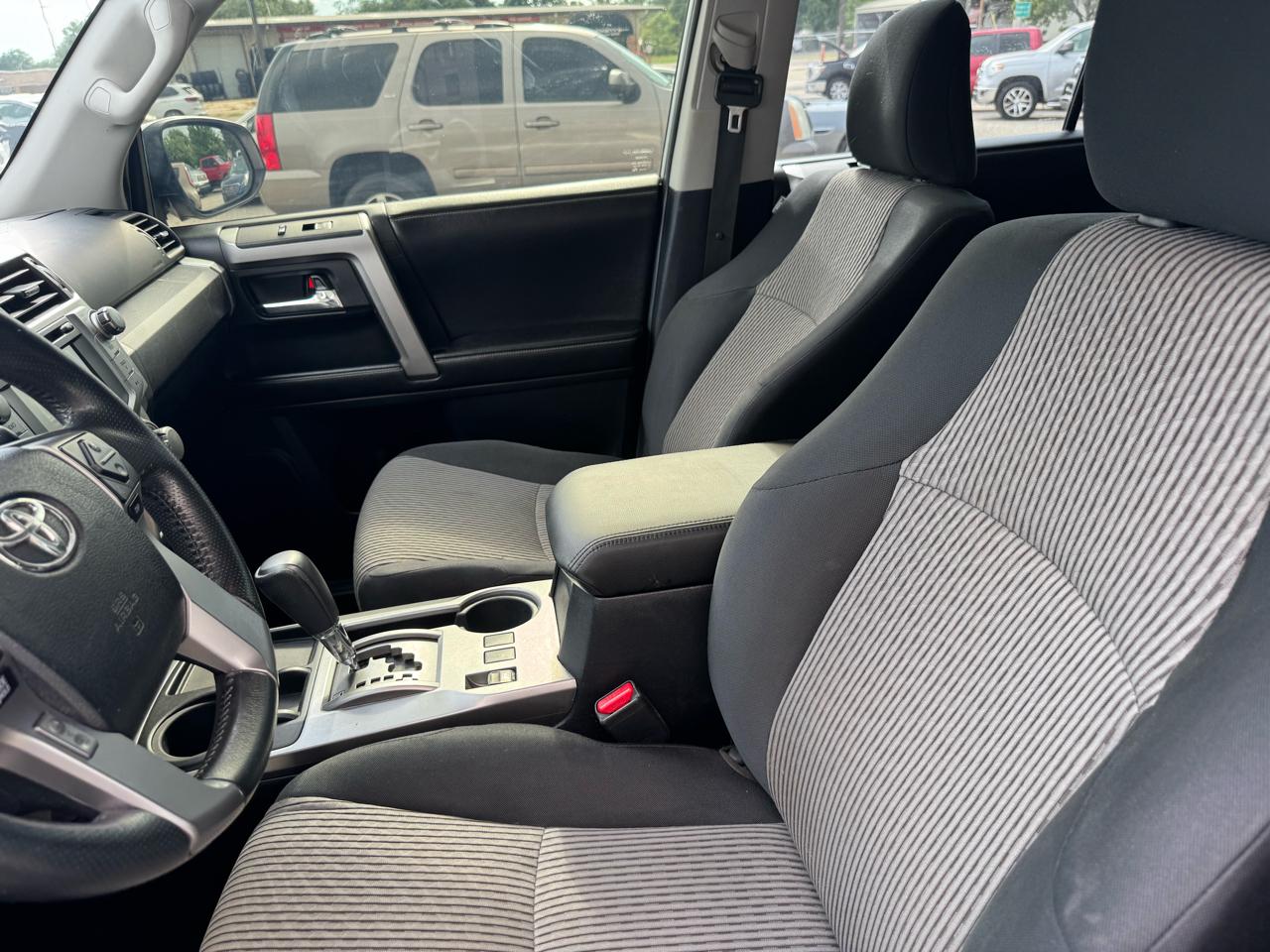 Toyota 4Runner  2016