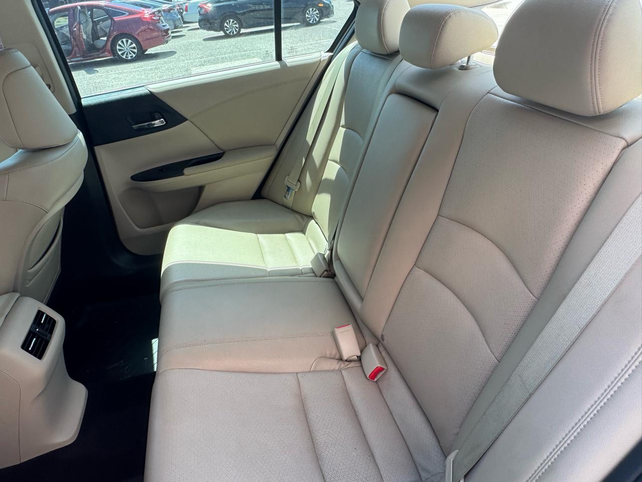 Honda Accord  2013