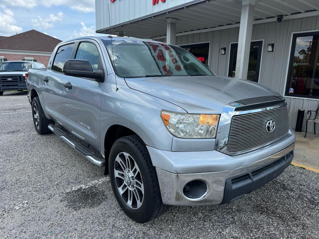 Toyota Tundra  2013