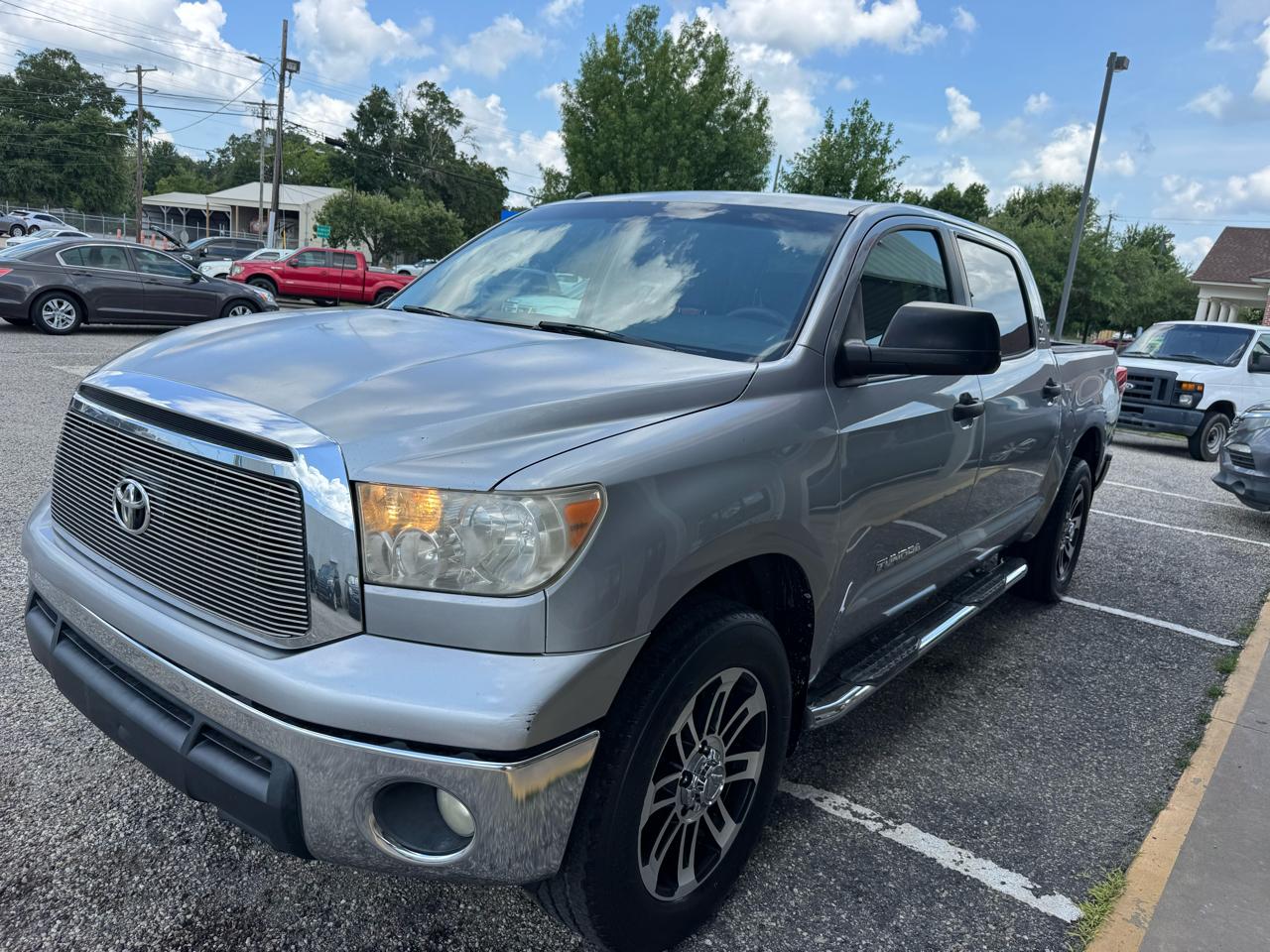 Toyota Tundra  2013