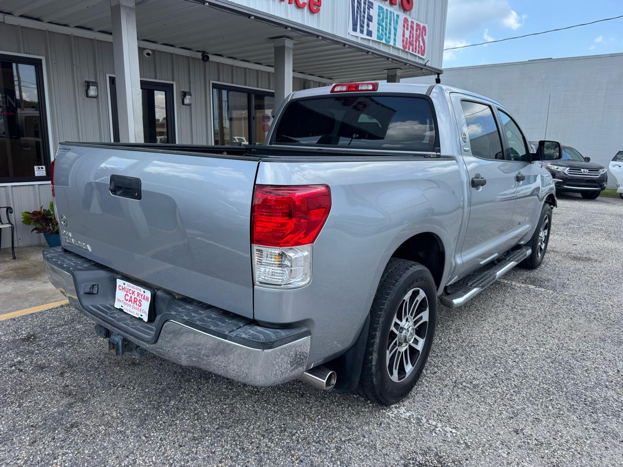 Toyota Tundra  2013