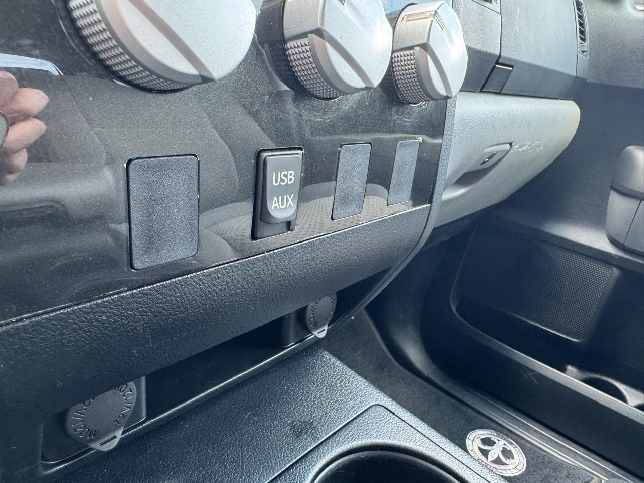 Toyota Tundra  2013