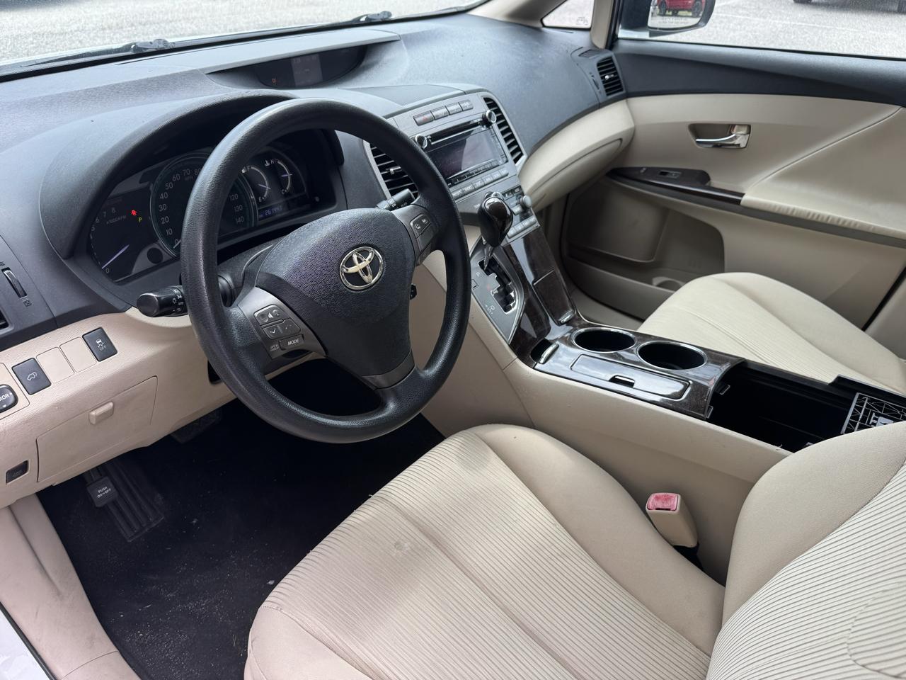 Toyota Venza  2012